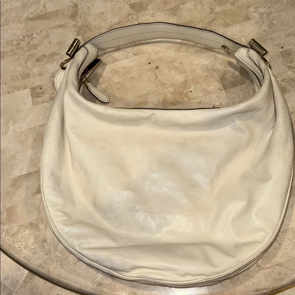 Gucci Cream Hysteria Duchessa Leather Hobo Bag - Picture 4 of 11